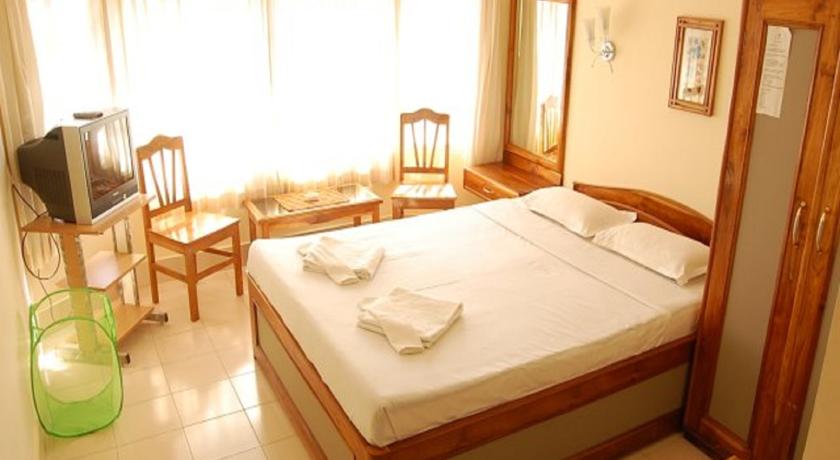 Hotel Tres